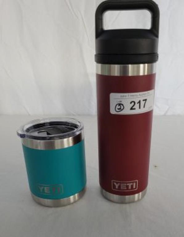 2 PC YETI INSULATED BOTTLES