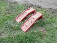RED CAR RAMPS
