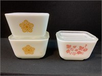 Pyrex Gooseberry &Butterfly Gold Refrigerator Dish