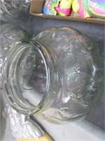 7" GLASS JAR W/LID