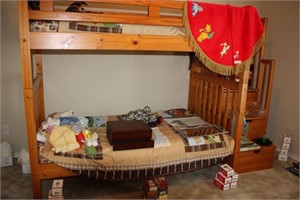 WOOD BUNK BED WITH BEDDING