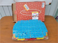 NEW Melissa & Doug Block Toy Set