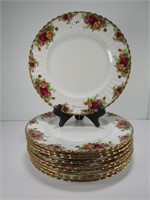 10 ROYAL ALBERT "OLD COUNTRY ROSES" 10.25" PLATES