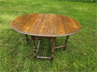 Vintage solid wood Gateway drop leaf table, 35.5