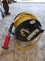 DEWALT HOSE REEL W/HOSE & NOZZLE