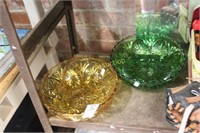 AMBER AND GREEN PRESSED GLASS BOWLS