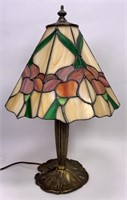 Leaded glass shade lamp, brass wash stem,