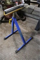 Board/Iron Roller Stand