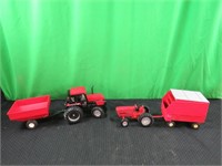Case IH 3294 Tractor, Red Cart & Chopper Box