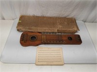1920s Ukelin w. Original Box Int'l Music Corp
