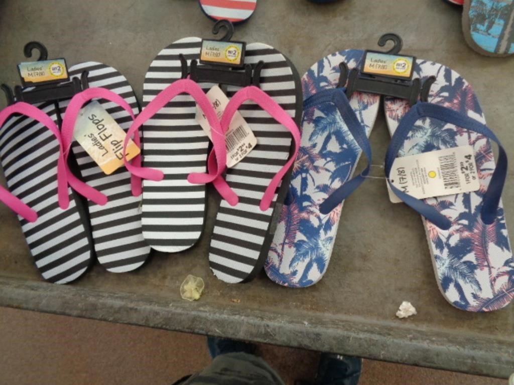 NEW 3PR LADIES MEDIUM 7/8 FLIPFLOPS