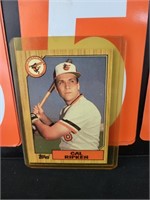 CAL RIPKEN TOPPS BASEBALL CARD