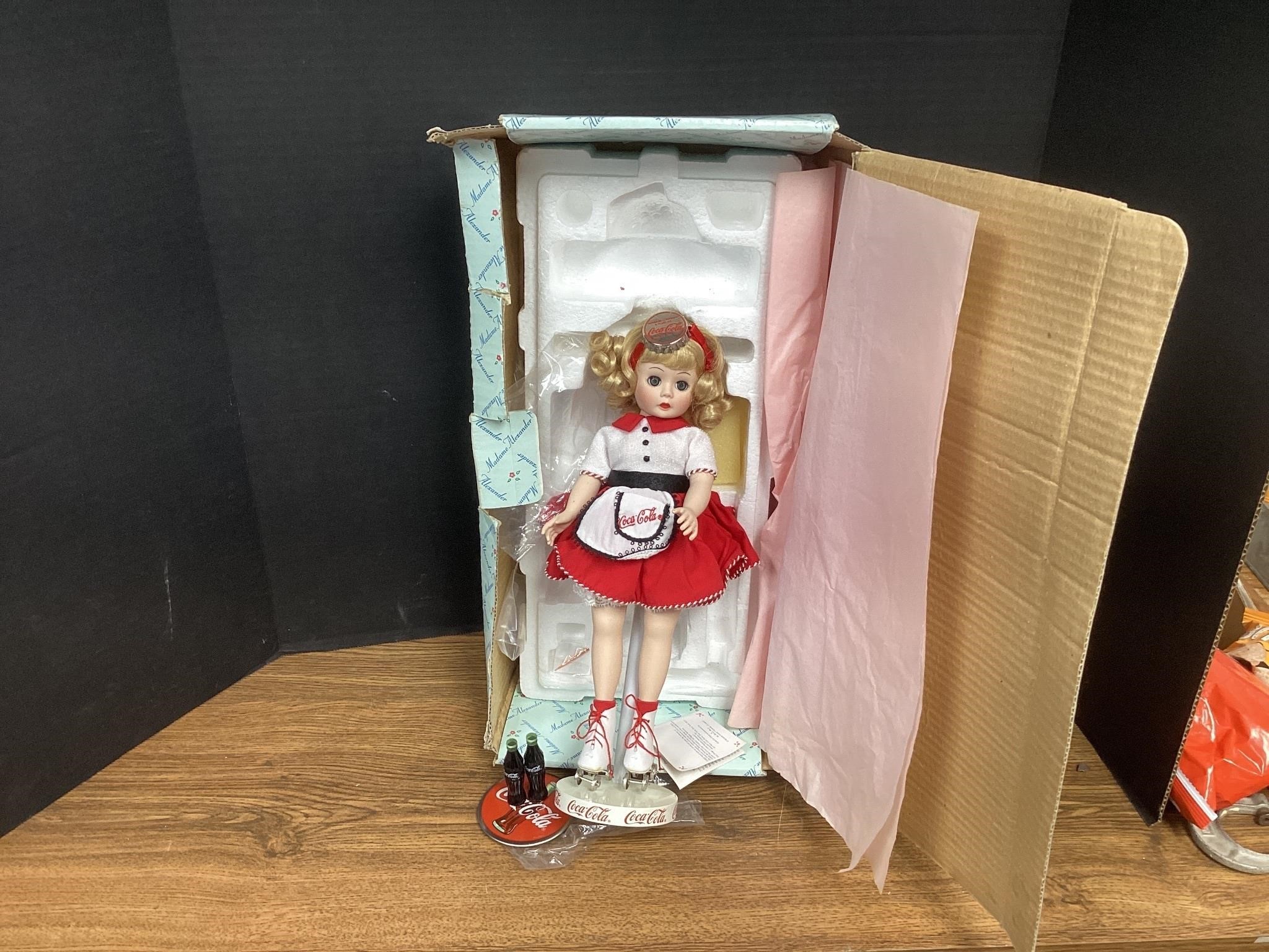 COCA COLA VINTAGE DOLL W/BOX