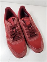 GUC Reebok Classic Red Shoes Rare! (Size: 7 mens)