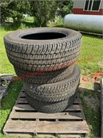 (4) Michelin LT275/65R20 Pickup Tires/good tread