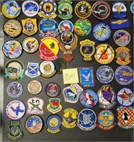 W - LOT OF COLLECTIBLE PATCHES (B61)