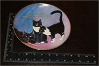 Decorative cat plate