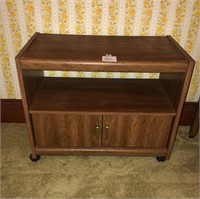 Wooden Side Table/Cabinet 28x16x24