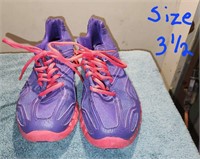 Reebok ZigTech Women's Size 3.5 Athletic Shoes