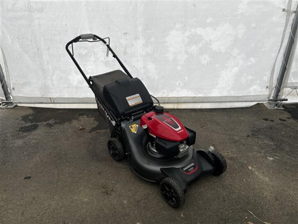 Honda HRR216 Push Mower