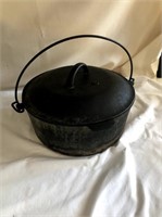 Cast Iron Pot With Lid