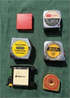 Fourteen assorted tape measures