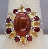 STERLING SILVER RING WITH GARNET AND CITRINE.