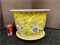 Chinoiserie ceramic Yellow Planter w/ tray