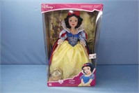 Disney "Snow White" Porcelain Keepsake Doll In Box
