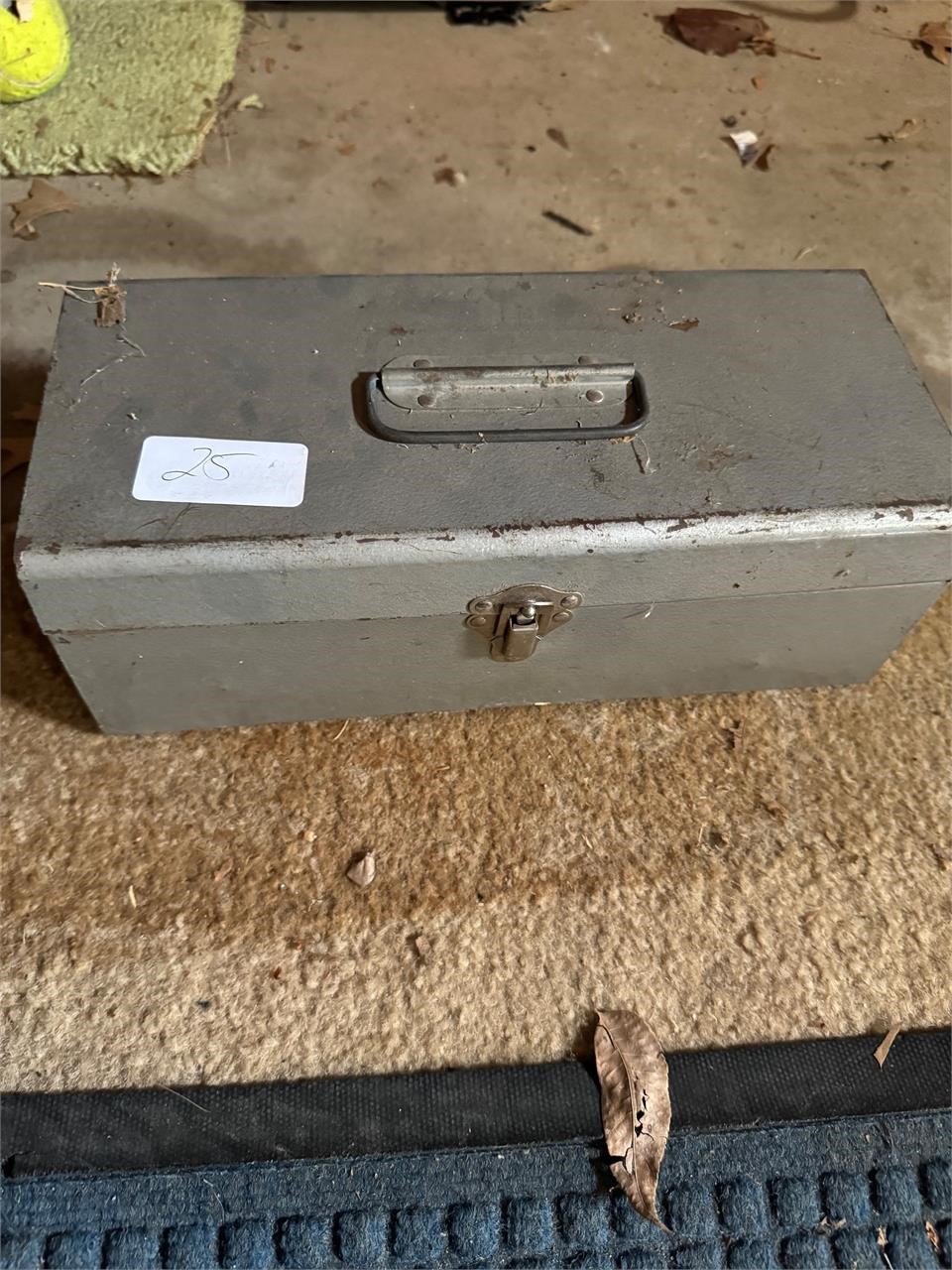 SMALL TOOLBOX WITH CONTENTS
