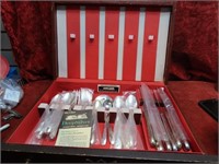 Holmes & Edwards Silver plate flatware set w/box.