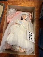 Madame Alexander 'Bride' in Box (R1)