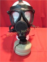 New Emergency Gas Mask w/ Built in Hydration Port
