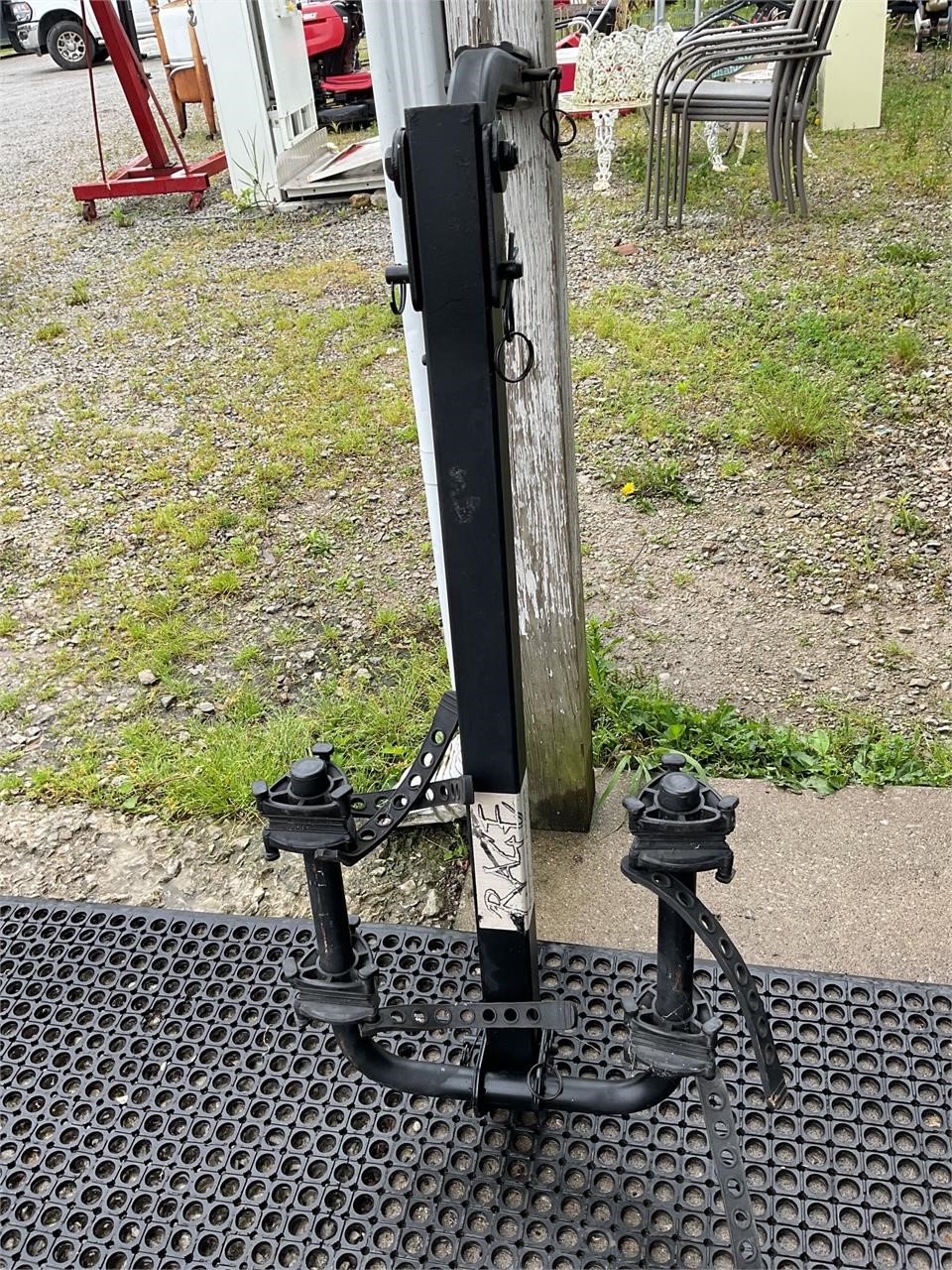 Bike rack w hitch mount