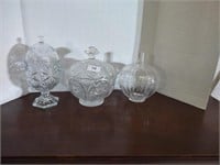 Lot of 3 covered candy bowls . Pressed glass,