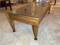 MATCHING COFFEE TABLE APPROX 20IN X 52 IN LONG X 1