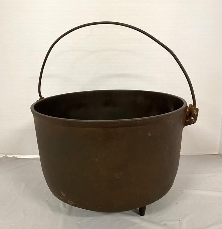 Cast Iron Footed Kettle