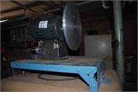 GE 1/4HP ELECTRIC MOTOR ON STAND