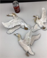 3 canards muraux, en plâtre
