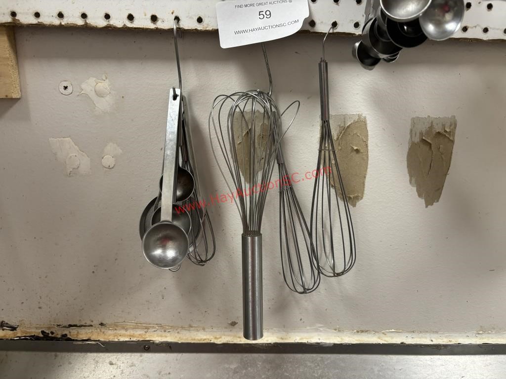LOT - S/S WHISKS, SCOOPS,