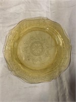 Vintage yellow depression glass dish