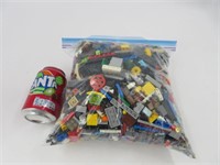 +/- 3lb de bloc Lego