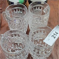 4 glass mugs