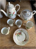 Teapot Set with Cups and Plate