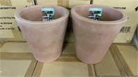 2 Clay Vaso Planters