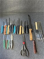 Assorted Paring Knives, scissors