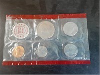 UNCIRCULATED AMERICAN COINS 1971