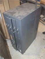 5 DRAWER METAL FILING CABINET