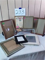 PICTURE FRAME LOT (9)