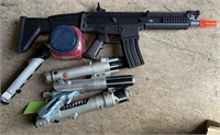 Air Soft Gun & Laser Light & Ammo